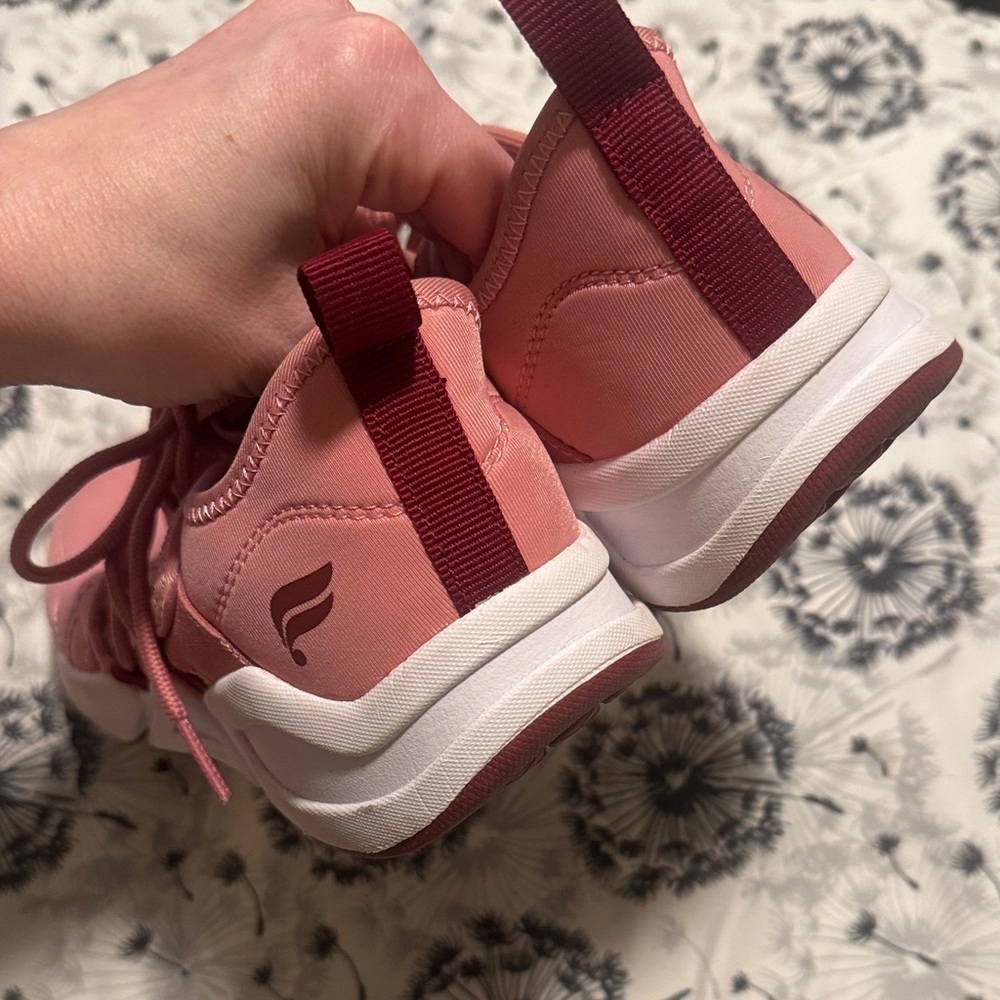 Fabletics || Brookside Performance Sneakers (W8) - image 11